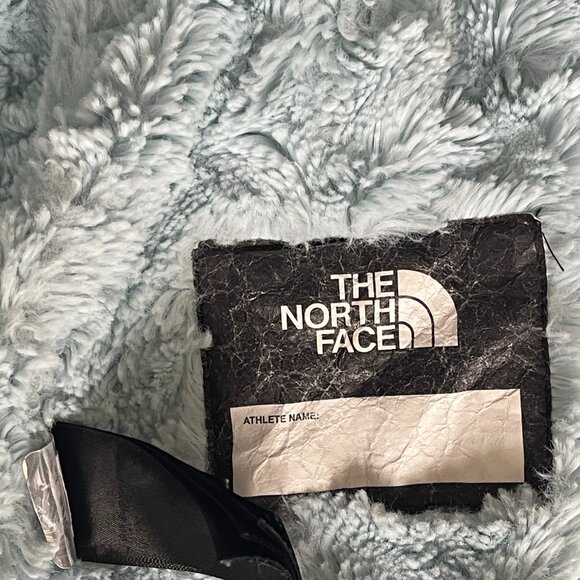 The North Face Girls' Mossbud Swirl Parka In Gray & Starlight Blue Size: XL (18) - Picture 11 of 11